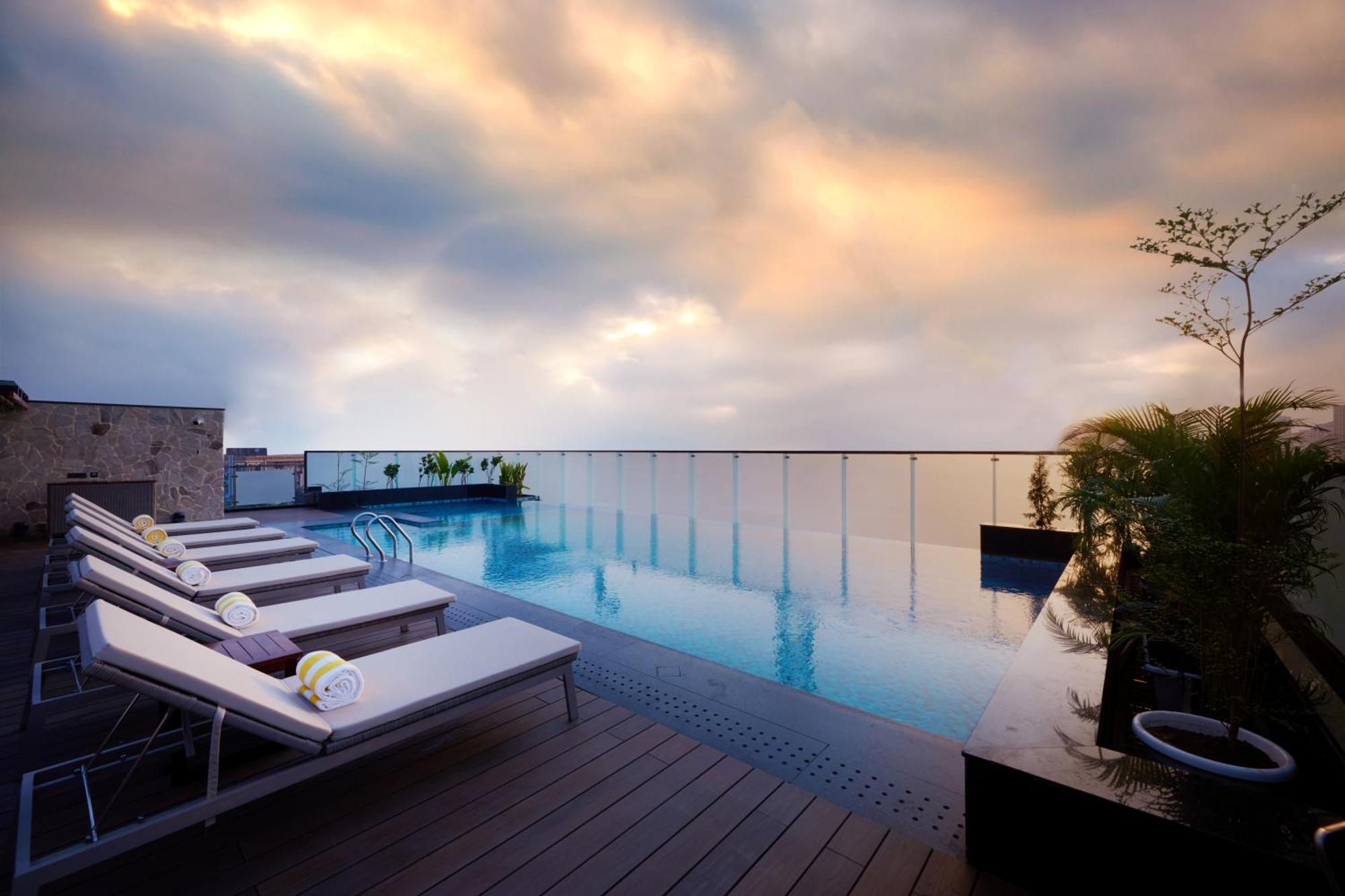 Iris Sarovar Portico Gurgaon Ngoại thất bức ảnh