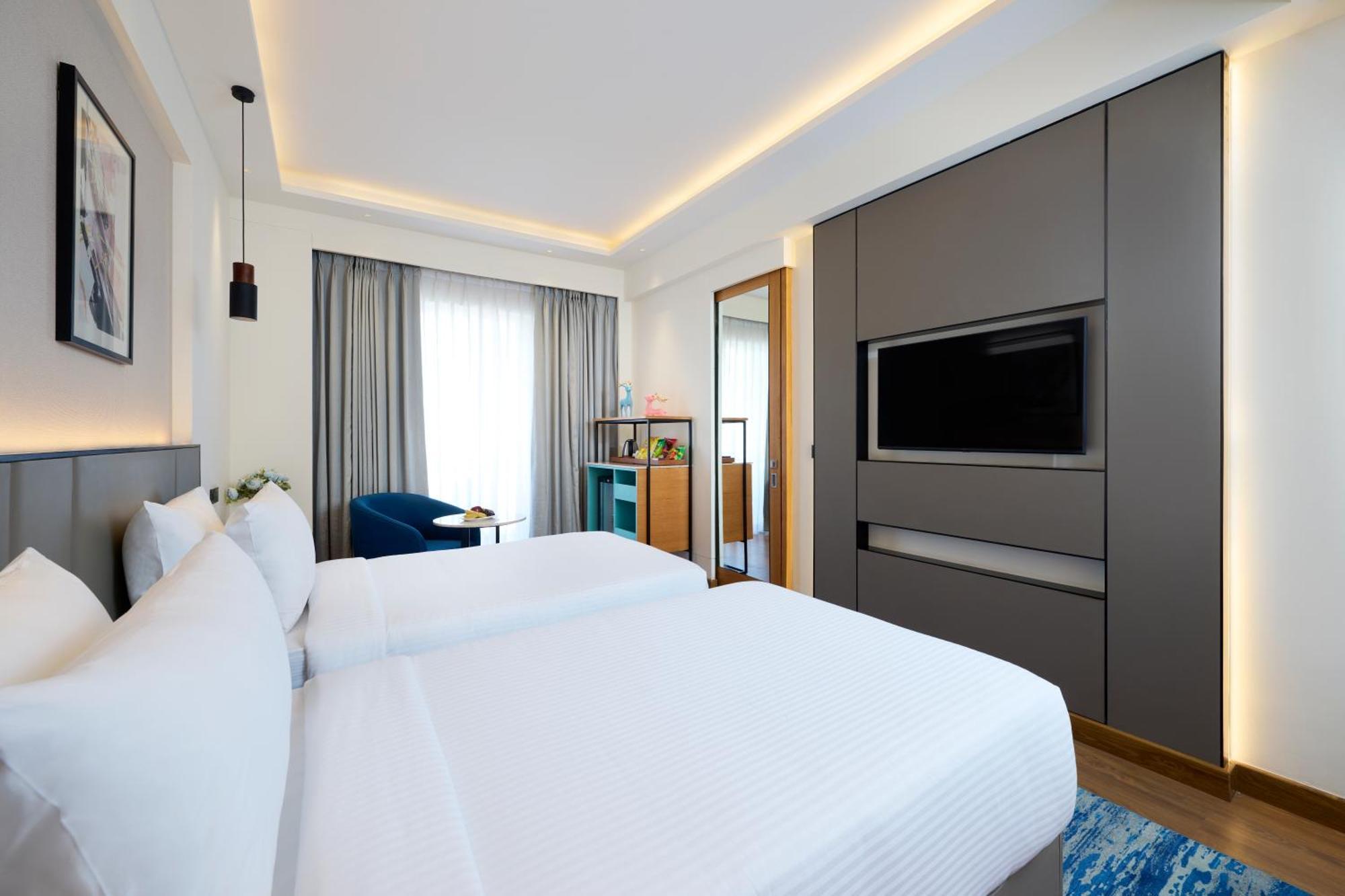 Iris Sarovar Portico Gurgaon Ngoại thất bức ảnh