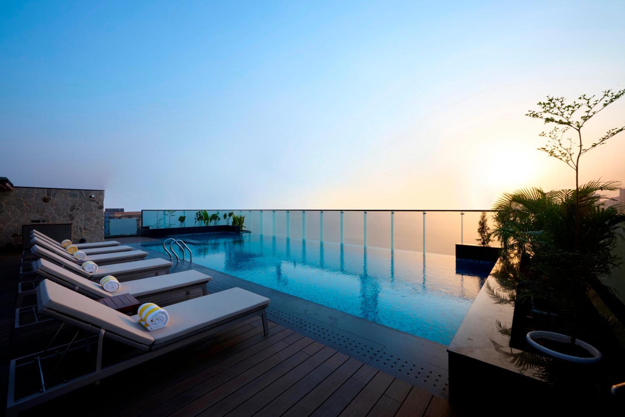 Iris Sarovar Portico Gurgaon Ngoại thất bức ảnh